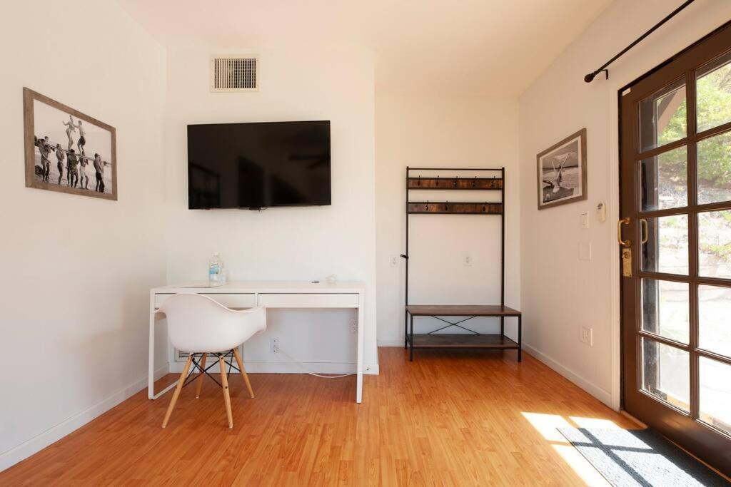 30 Pct Off!! Limited Time! Malibu Serene Cottage With King Bed, Near Beach & Hiking Trails & Central Malibu Exterior photo